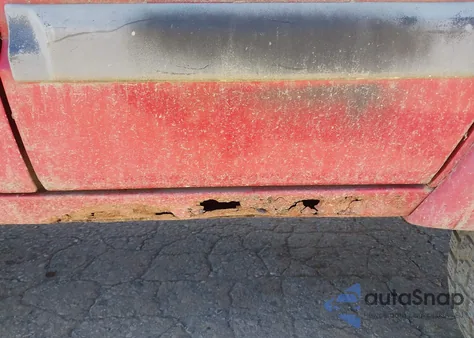 2001 Jeep Cherokee Sport from USA, damaged, VIN 1J4FF48S51L574917